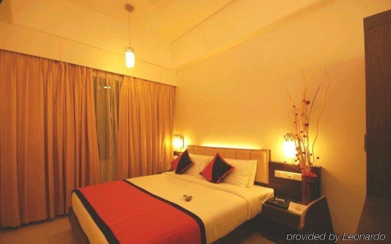 패브호텔 사다난드 힌제와디 Pimpri-Chinchwad 외부 사진