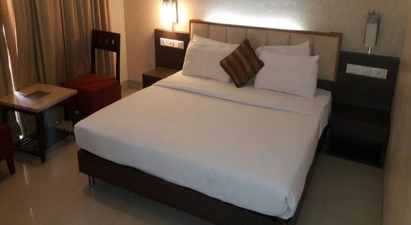 패브호텔 사다난드 힌제와디 Pimpri-Chinchwad 외부 사진