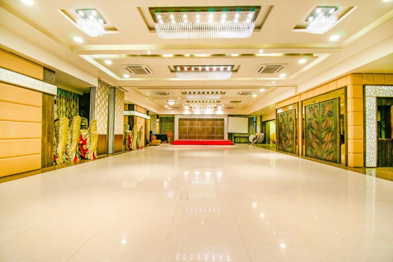 패브호텔 사다난드 힌제와디 Pimpri-Chinchwad 외부 사진